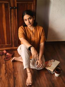 prayaga-martin-wearing-latest-trending-dressing-and-makeup-look-ideas-photos-001