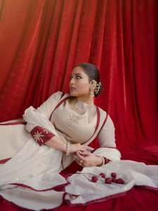 prayaga-martin-wearing-latest-trending-dressing-and-makeup-look-ideas-photos-010