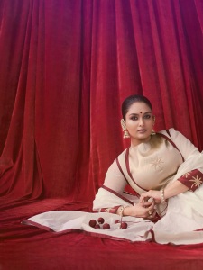 prayaga-martin-wearing-latest-trending-dressing-and-makeup-look-ideas-photos-011