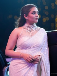 prayaga-martin-wearing-latest-trending-dressing-and-makeup-look-ideas-photos-018