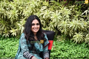 prayaga-rose-martin-latest-pictures-120-00190