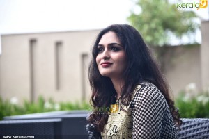 prayaga-rose-martin-photos-100-0229