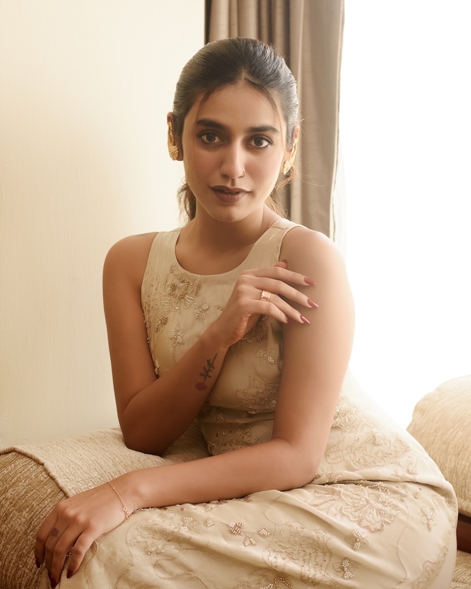 actress-priya-varrier-latest-photos-in-new-makeup-011