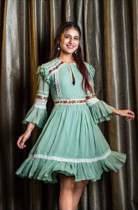 1_priya-varrier-latest-pics