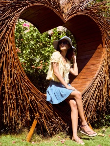 priya-prakash-varrier-at-bali-indonesia-photos-002