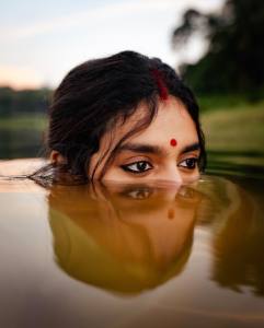 priya-prakash-varrier-in-kerala-saree-glamour-photos-latest