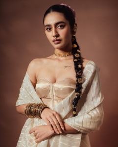 priya-prakash-varrier-in-light-golden-colour-saree-with-shoulderless-blouse-photos-003