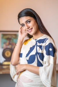 priya-prakash-varrier-latest-photos-21-014