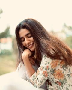 priya-varrier-glamour-photoshoot-pics-010