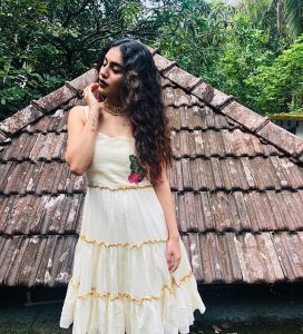 priya varrier images-001