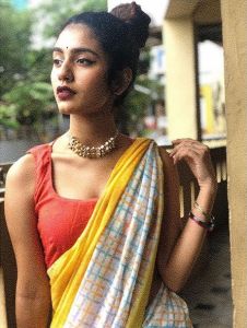 priya varrier images-001