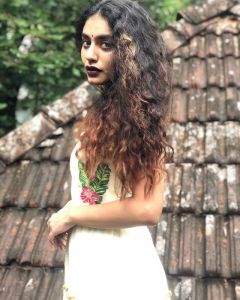 priya varrier images-002