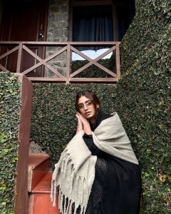 priya-varrier-in-vacation-outfit-style-photos.varrier-6