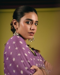 priya-varrier-in-violet-long-length-top-with-palazzo-pants-outfit-photos-004