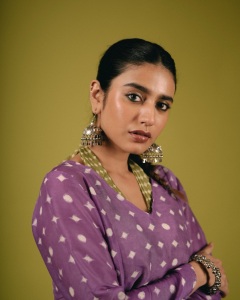 priya-varrier-in-violet-long-length-top-with-palazzo-pants-outfit-photos-012