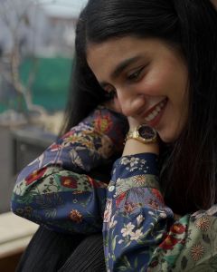 priya-varrier-latest-fashion-photoshoot-for-joyalukas-001