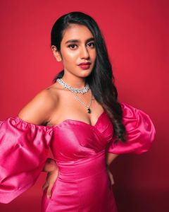 priya-varrier-latest-fashion-photoshoot-for-joyalukas-005