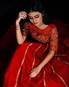 priya varrier latest photos-004