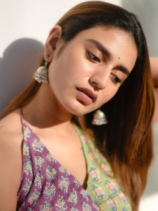 priya-varrier-latest-photos-in-different-outfits-ideas-005