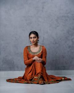 priya-varrier-latest-photoshoot-pictures-011