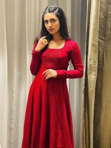 priya-varrier-latest-pics-013