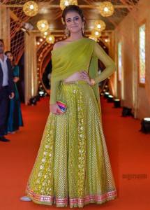 priya-varrier-latest-pictures-09-254