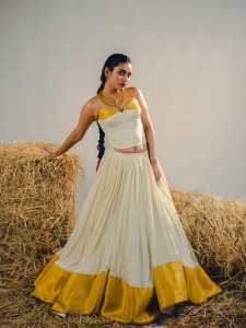 priya-varrier-latest-vishu-photoshoot-photos-004