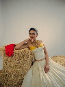 priya-varrier-latest-vishu-photoshoot-photos-010