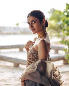 priya-varrier-new-add-shoot-photos-012