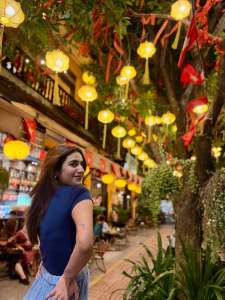 priya-varrier-new-outing-outfit-photos-008