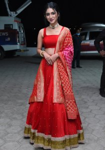 priya-varrier-new-photo-gallery-01