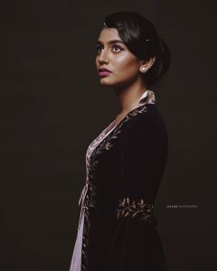 priya varrier photo gallery4319-2