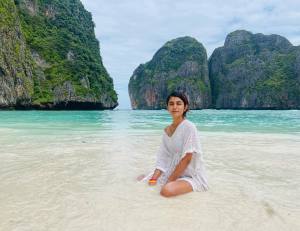 priya-varrier-thailand-photos-005