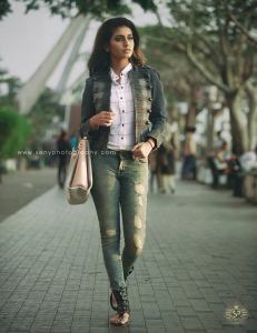 priya-warrier-actress-photos0