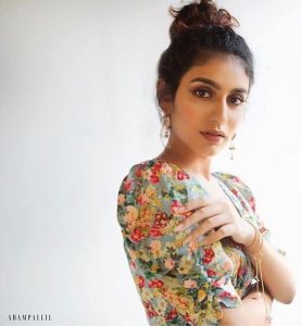 priya warrier photoshoot-003