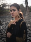 actress-priya-varrier-latest-photos-in-black-salwar-004