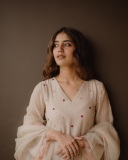 priya-prakash-varrier-in-peach-colour-churidar-for-ethnic-photos-006