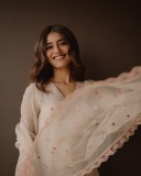 priya-prakash-varrier-in-peach-colour-churidar-for-ethnic-photos-009