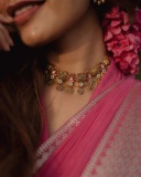 priya-warrier-in-wedding-function-outfit-and-look-ideas-photo-003