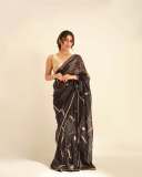 priya-warrier-in-wedding-function-outfit-and-look-ideas-photo-019
