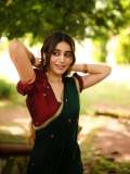 priya-warrier-in-wedding-function-outfit-and-look-ideas-photo-030