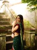 priya-warrier-in-wedding-function-outfit-and-look-ideas-photo-032