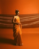 priya-prakash-varrier-new-photoshoot-in-saree2022-001