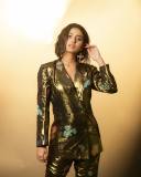 priya-varrier-new-pictures-in-Gold-colour-suit-004