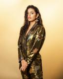 priya-varrier-new-pictures-in-Gold-colour-suit