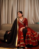 priyamani-latest-photos-with-new-trend-006