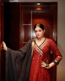 priyamani-latest-photos-with-new-trend-007