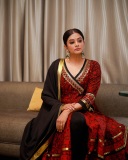 priyamani-latest-photos-with-new-trend-010