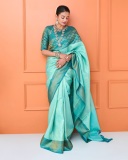 priyamani-latest-photos-with-new-trend-017