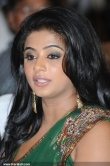 3543actress_priyamani_pictures_09-005